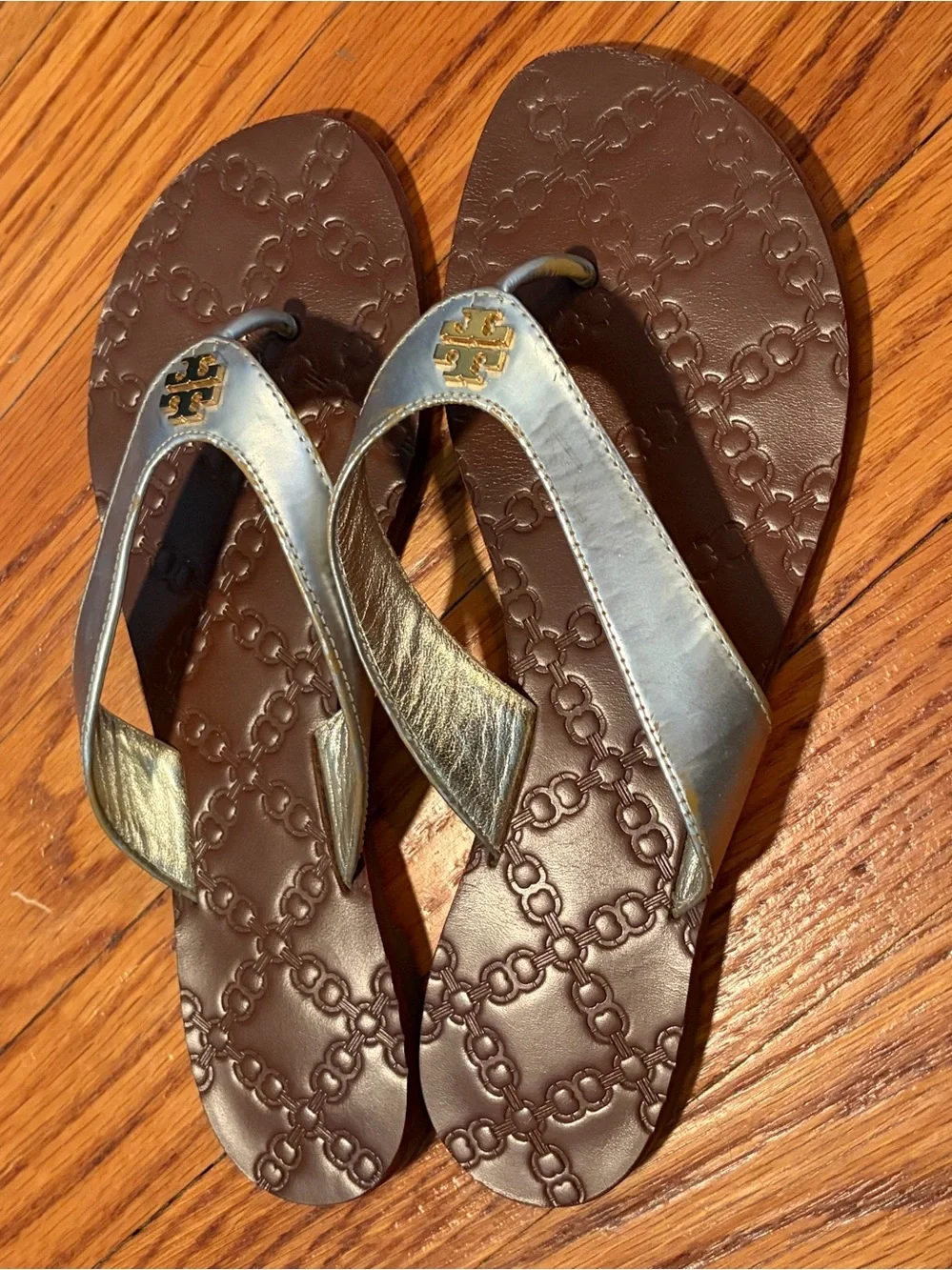 Tory Burch Monroe Gold thong flip flops size 7